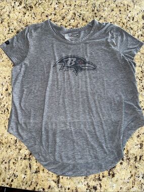 NFL Women's Heather Gray Short Sleeve Tee with Ravens Logo